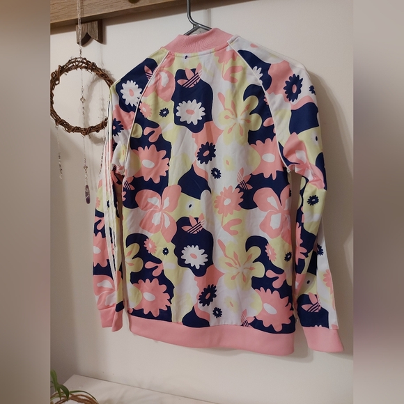 Adidas sports jacket - Picture 2 of 13